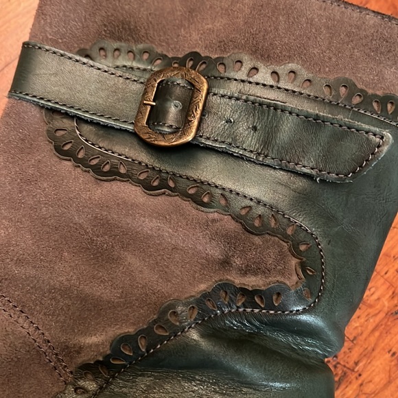 Pre-loved teal leather and grey suede Porto-fino boots - Picture 11 of 11